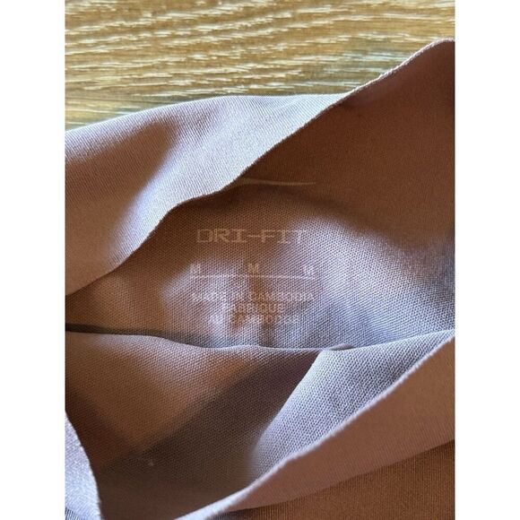 Nike Womens Cropped Long Sleeve Baselayer Workout Long Sleeve Size Medium Drifit - Picture 3 of 3